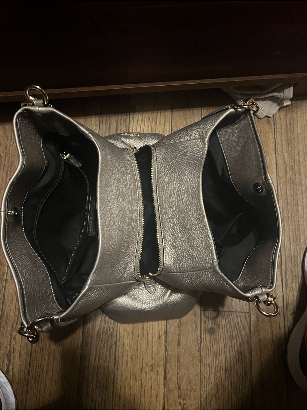 Coach Metallic Gold Leather Shoulder Bag - Picture 7 of 8